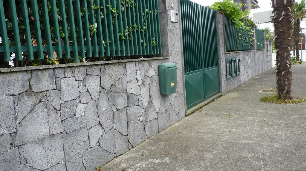Azores Holidays House -B&B - Suites - Self Check-In Keyboard Ponta Delgada  Luaran gambar